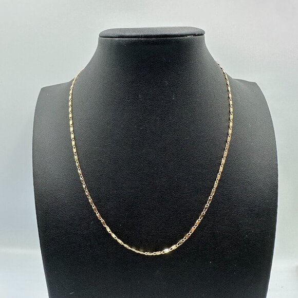 Necklace Lot Gold Tone Pendant Style Thin Chain Link Faux Pearl Puppy Cross - Picture 10 of 16